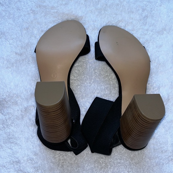 Madden Girl Black Stretch Block Heel Sandal - Picture 4 of 5